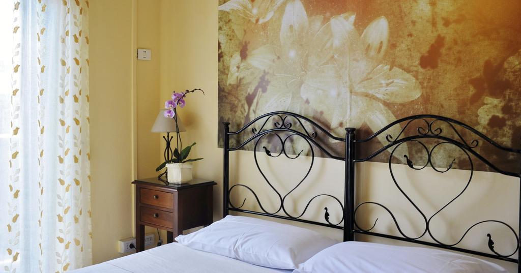 Sicilia Home B&B Katania Pokój zdjęcie